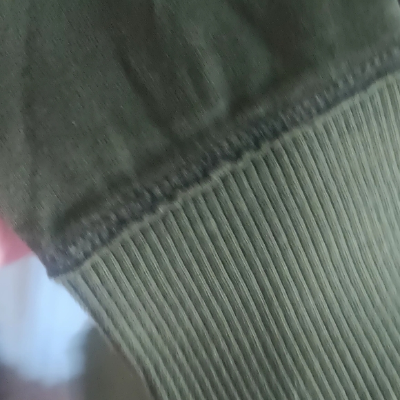 abercrombie kids Cotton Vee Neck Raw Seam Hvy Wt LS Tee Size XL - Picture 5 of 7